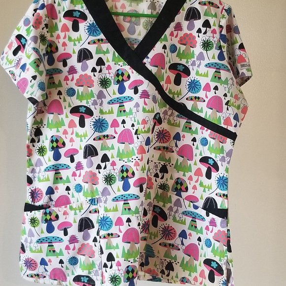 Nursing Uniform Top - Picture 1 of 2